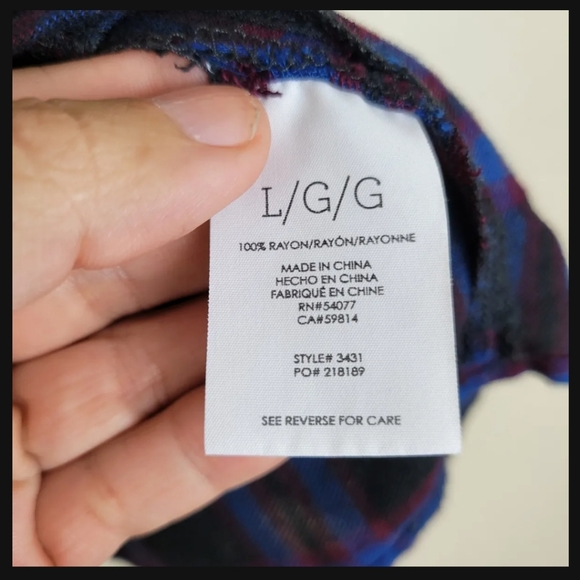 CABI moody plaid peplin button up shirt - Picture 5 of 9